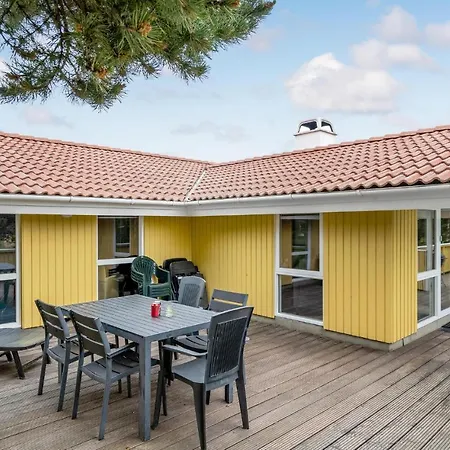 Beautiful In With Sauna Nyaraló